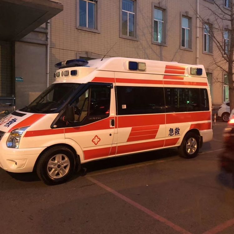 五台夜间租赁救护车护送病人转院：安全转运的 8 大核心注意事项